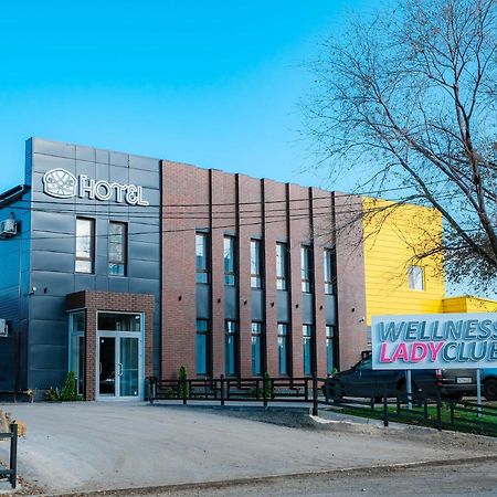 Altyn Shatyr Hotel And Restaurant Aksay Exterior foto