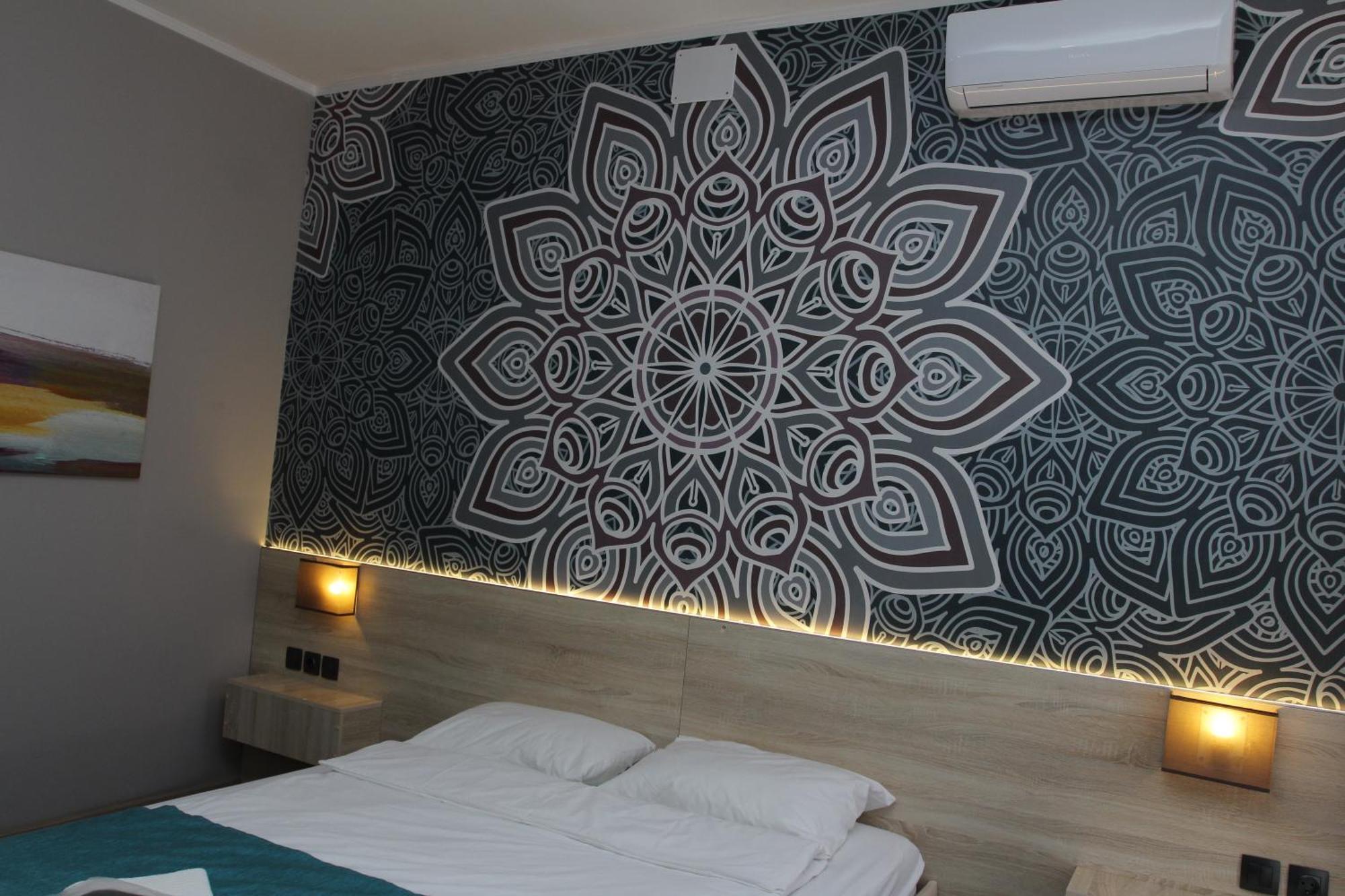 Altyn Shatyr Hotel And Restaurant Aksay Exterior foto
